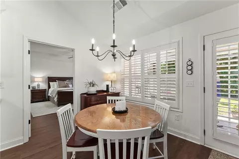 Dining - 3645 Woods Bridge Rd, Commerce, GA 30529 photo 4 of 4