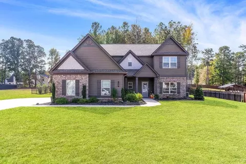 125 Atkins Ln, Fayetteville, GA 30215