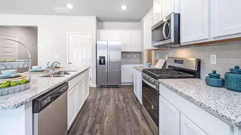 12071 Conrad Cir, Hampton, GA 30228 photo 5