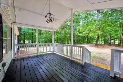 Exterior - 175 Deerfield Rd, Jackson, GA 30233 photo 3 of 8