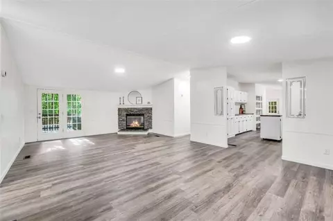Living - 175 Deerfield Rd, Jackson, GA 30233 photo 1 of 6
