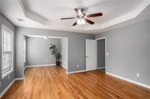 Living - 85 Lamar Ln, Covington, GA 30016 photo 4 of 4