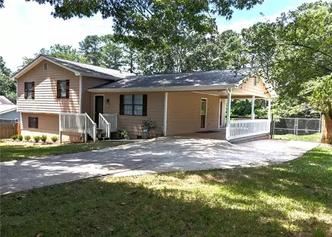 1041 Waverly Drive Dr, Lawrenceville, GA 30046