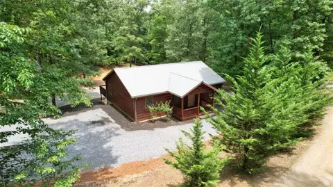 981 Kelly Ridge Dr, Blue Ridge, GA 30513