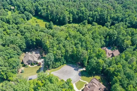 4015 Fouts Dr, Cumming, GA 30028