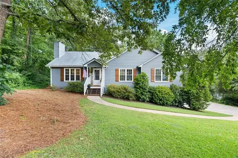 120 Remington Dr SW, Cartersville, GA 30120