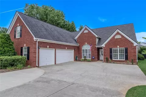 5176 Ashbury Manor Ln, Sugar Hill, GA 30518