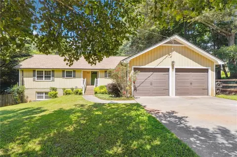 2220 Williams Ln, Cumming, GA 30028