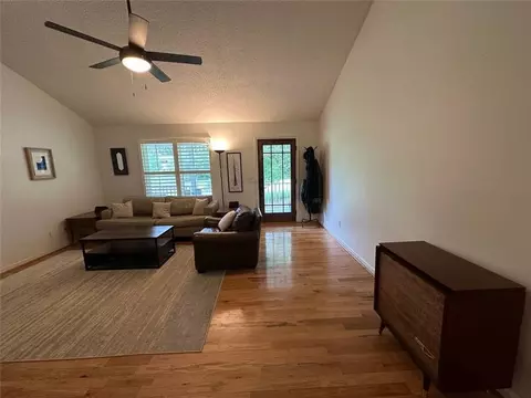 10 Vaughan Ct NE, Cartersville, GA 30121