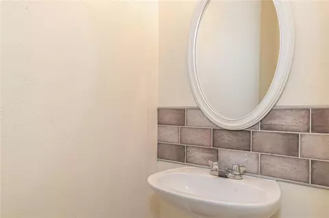 Bath - 2284 Nicole Dr, Hampton, GA 30228 photo 1 of 2