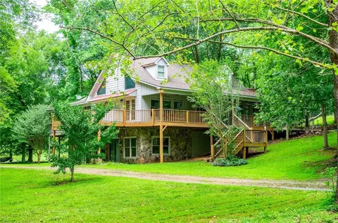1775 Whooping Creek Rd, Carrollton, GA 30116