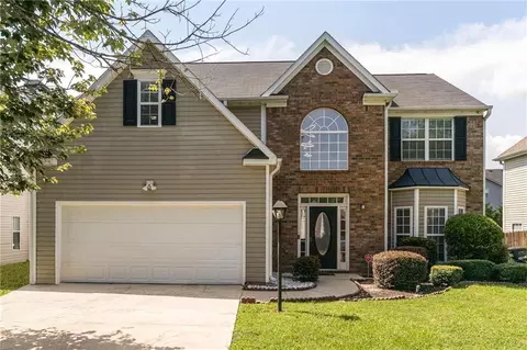 2251 Fall Creek Lndg, Loganville, GA 30052
