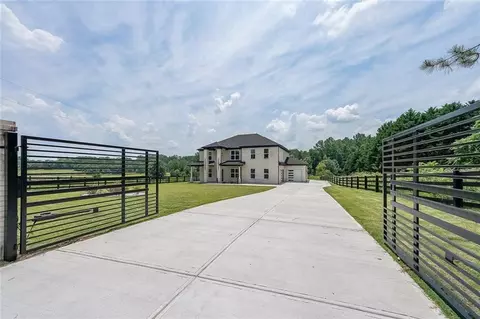 68 Mcelhannon Rd SW, Bethlehem, GA 30620