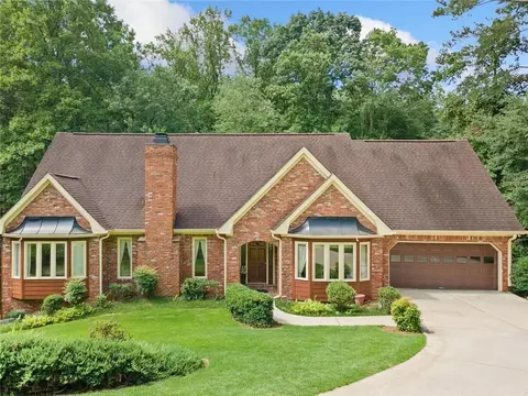 3436 Laurelwood Ct NE, Roswell, GA 30075
