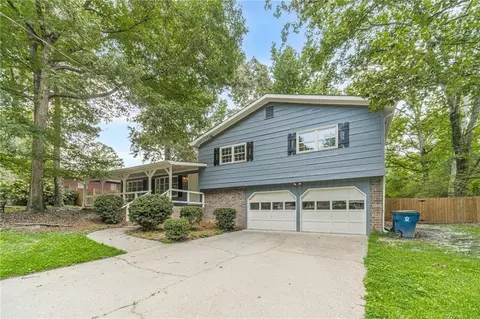1348 Branchwood Dr, Snellville, GA 30078