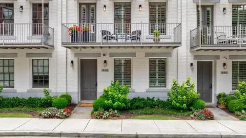 328 Stonemont Dr, Atlanta, GA 30305