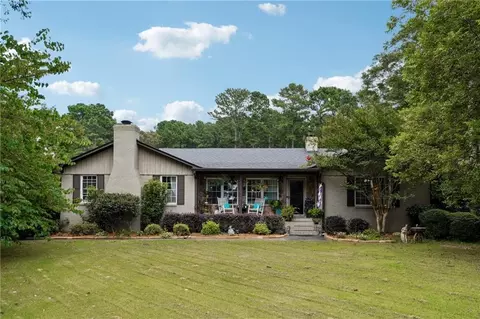2412 Camp Mitchell Rd, Grayson, GA 30017