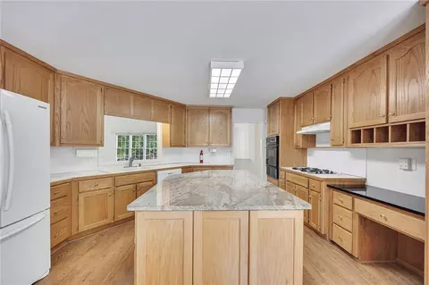 Kitchen - 629 Pine Ter, Canton, GA 30114 photo 2 of 5