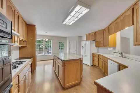 Kitchen - 629 Pine Ter, Canton, GA 30114 photo 3 of 5