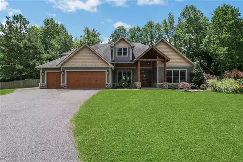 157 Lakota Dr, Dawsonville, GA 30534