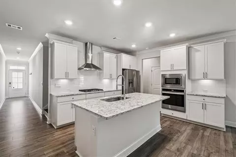 Kitchen - 3473 Monarch Ave, Duluth, GA 30096 photo 3 of 4