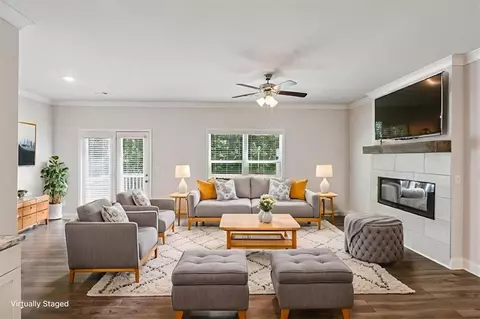 Living - 3473 Monarch Ave, Duluth, GA 30096 photo 2 of 5