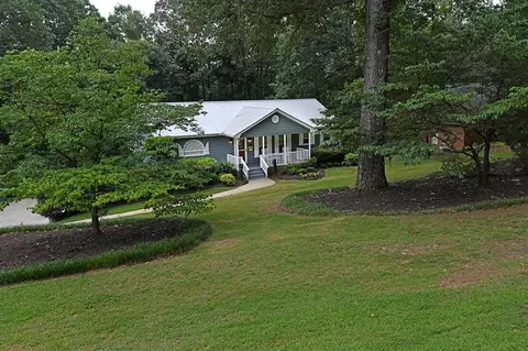 280 Lake Club Cir, Lavonia, GA 30553