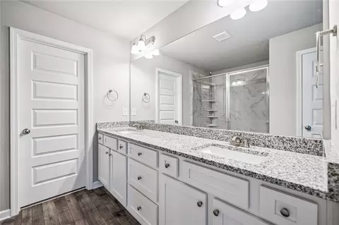 Bath - 433 Crystal Way, Cornelia, GA 30531 photo 3 of 4