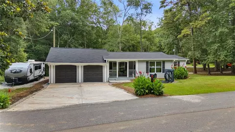 192 Hoke St, Maysville, GA 30558