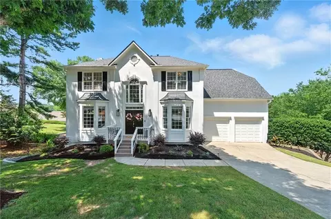 312 Laurel Run Cv, Sugar Hill, GA 30518