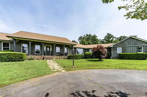 4253 Adairsville Rd, Adairsville, GA 30103