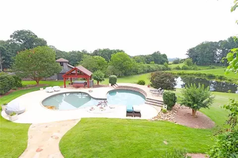 Exterior - 471 Mcbrayer Rd, Buchanan, GA 30113 photo 32 of 34