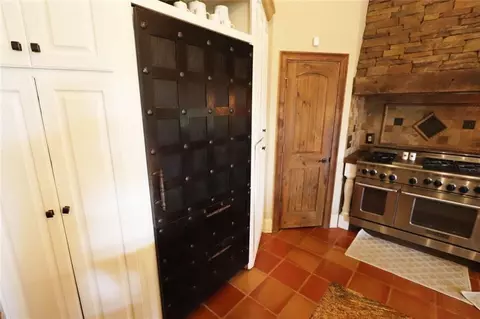 Kitchen - 471 Mcbrayer Rd, Buchanan, GA 30113 photo 5 of 6