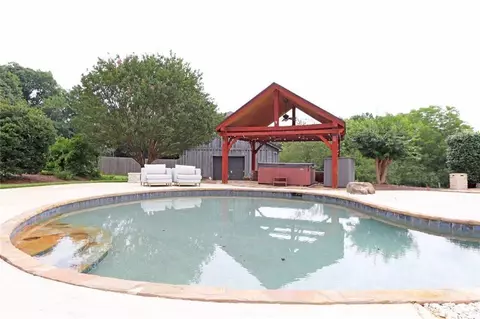 Exterior - 471 Mcbrayer Rd, Buchanan, GA 30113 photo 28 of 34