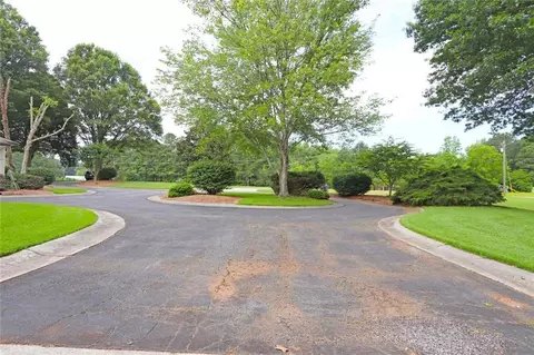 Exterior - 471 Mcbrayer Rd, Buchanan, GA 30113 photo 8 of 34