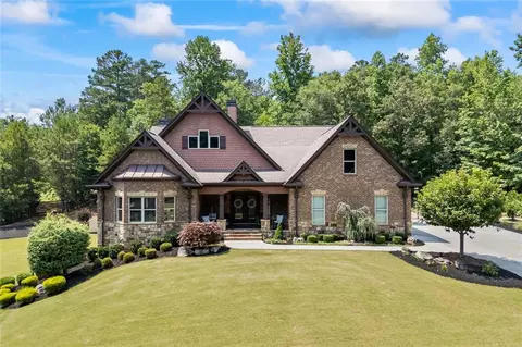 1005 Renfroe Lake Dr, Auburn, GA 30011