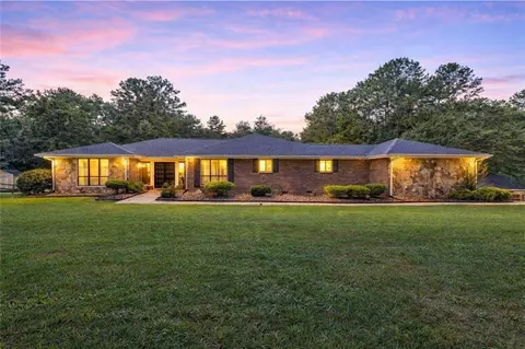 1535 Pathfinder Way SW, Lilburn, GA 30047