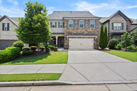 4452 Thach Ave, Sugar Hill, GA 30518