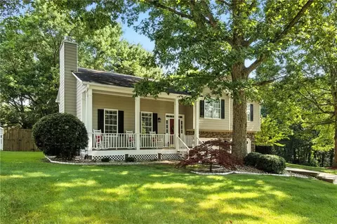 2995 Ivy Mill Dr, Buford, GA 30519