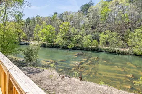 View/Area - 275 River Cliff Dr, Cornelia, GA 30531 photo 2 of 12