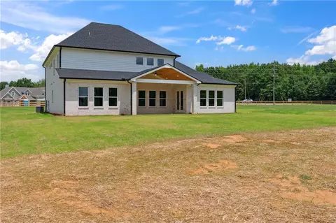 Exterior - 3284 Hall Rd, Dacula, GA 30019 photo 7 of 17
