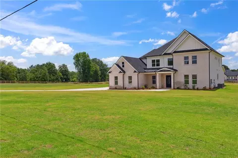 Exterior - 3284 Hall Rd, Dacula, GA 30019 photo 4 of 17