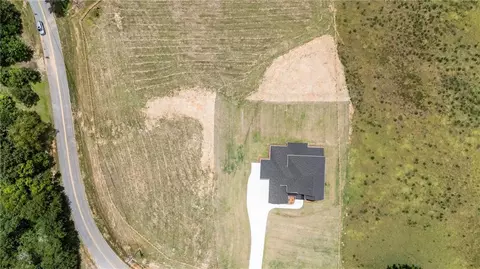 View/Area - 3284 Hall Rd, Dacula, GA 30019 photo 1 of 11