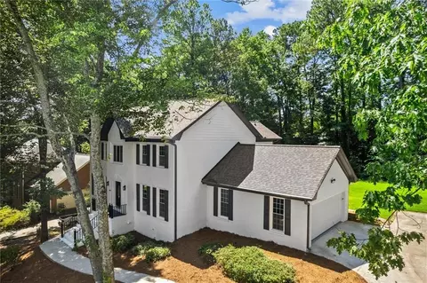 4745 Masters Ct, Duluth, GA 30096