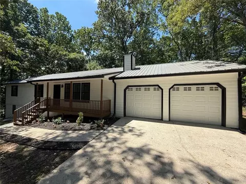 4090 E Chapel Hill Rd, Douglasville, GA 30135