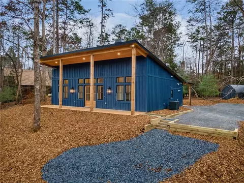 70 Muller Ln, Ellijay, GA 30540