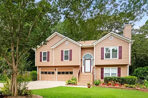 3049 Heathgate Ct, Lawrenceville, GA 30044