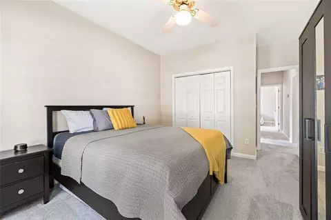 Bedroom - 3072 Oaktree Ln, Duluth, GA 30096 photo 3 of 5
