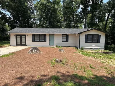 1087 W Adrian Cir SW, Conyers, GA 30094