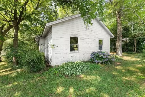 254 Victoria St, Commerce, GA 30529